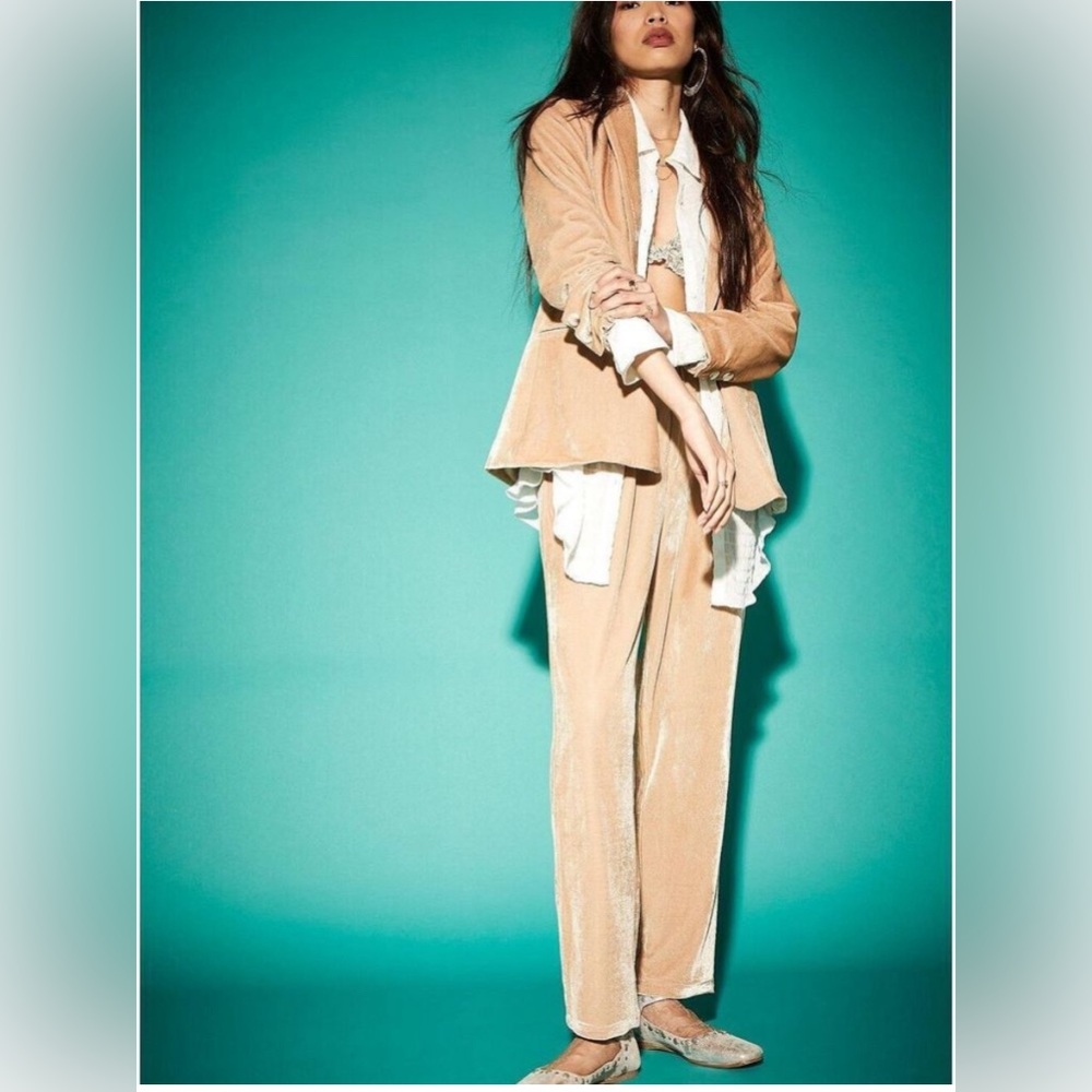 Minkpink Velvet Suit (Blazer and Pants)